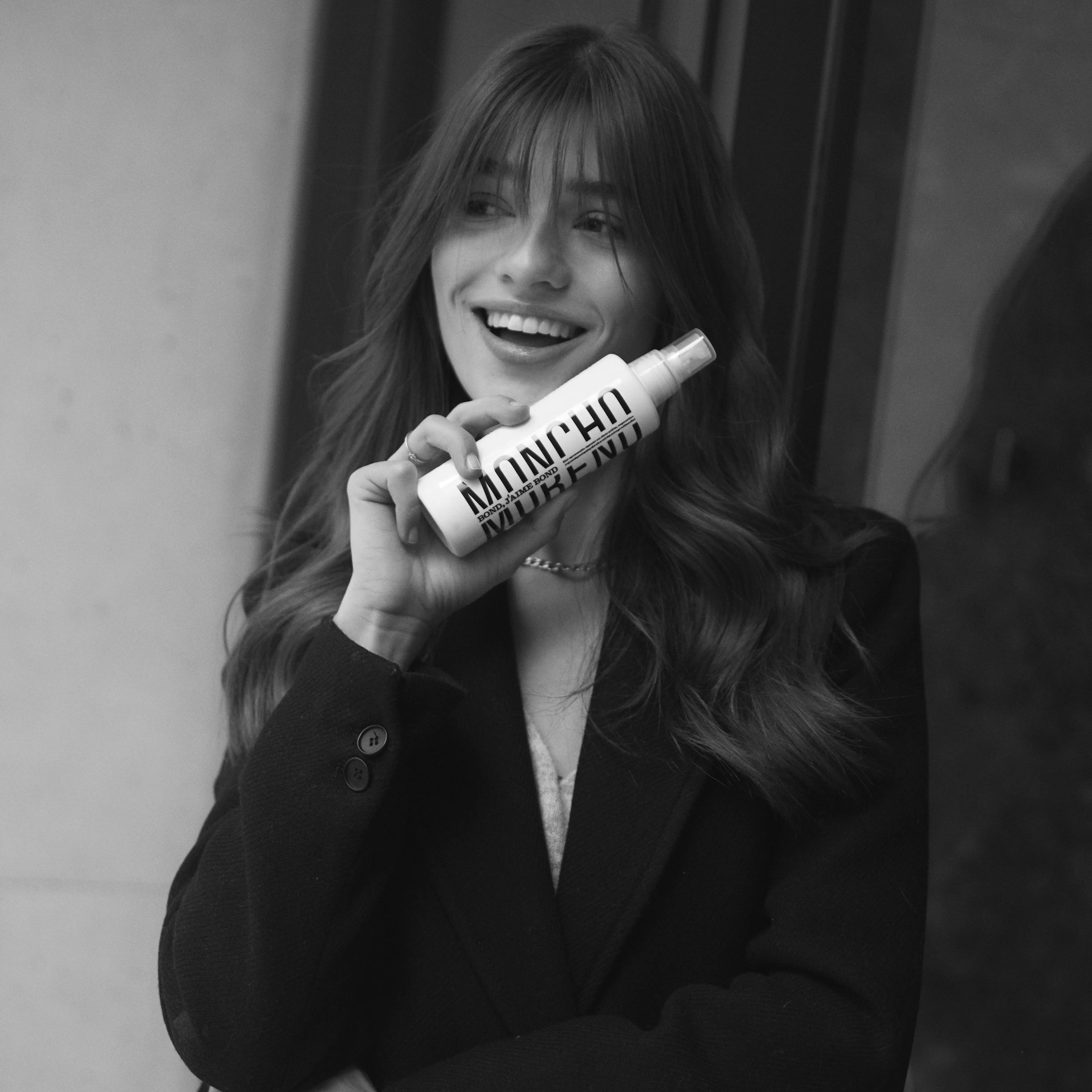 Moncho Moreno - Bond J'Aime Bond - Leave-In Repair Conditioner Frizz Control & Heat Protection with M28 Protein Complex for Soft Strong Shiny Hair